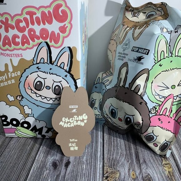 POP MART Labubu The Monsters Exciting Macaron Toffee - Picture 3 of 3